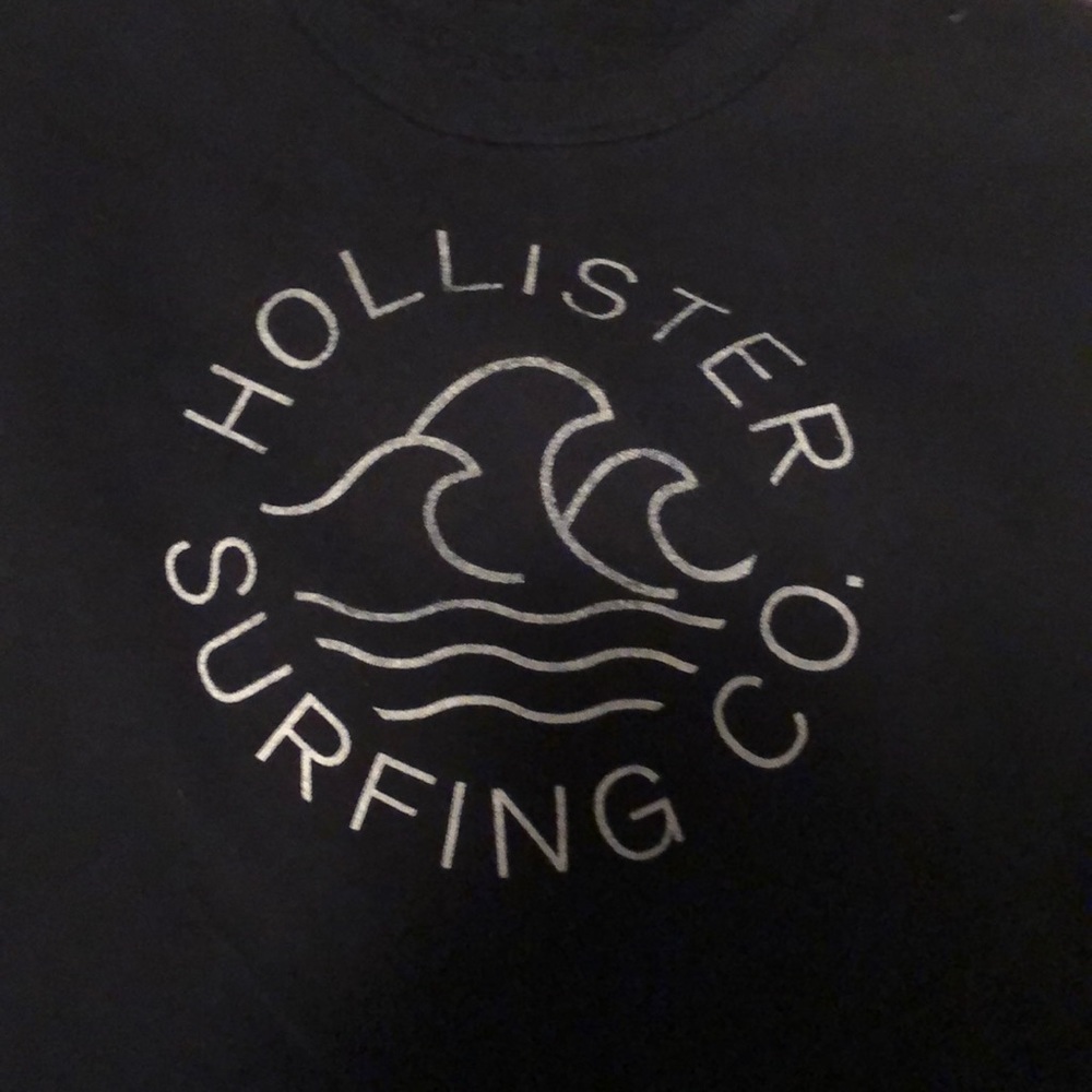 Hollister sweater